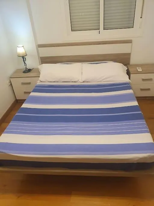 Lejlighed 2F, Aire Acondic, 80M2, 2 Dormitorios, 4 Huespedes, Wifi Gratis La Línea de la Concepción Spanien